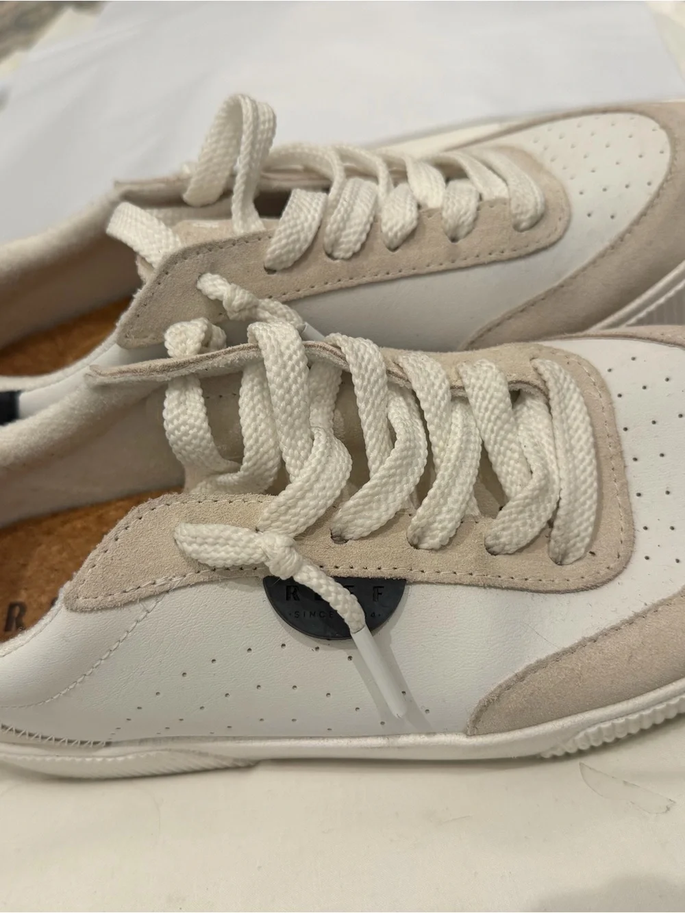 Reef Women's White and Beige Sneakers